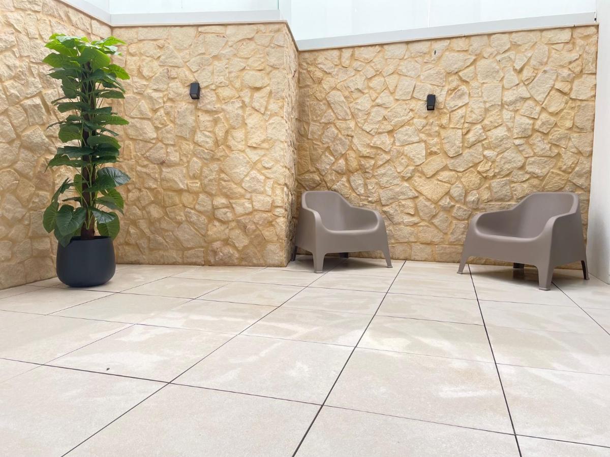 T1 Com Patio