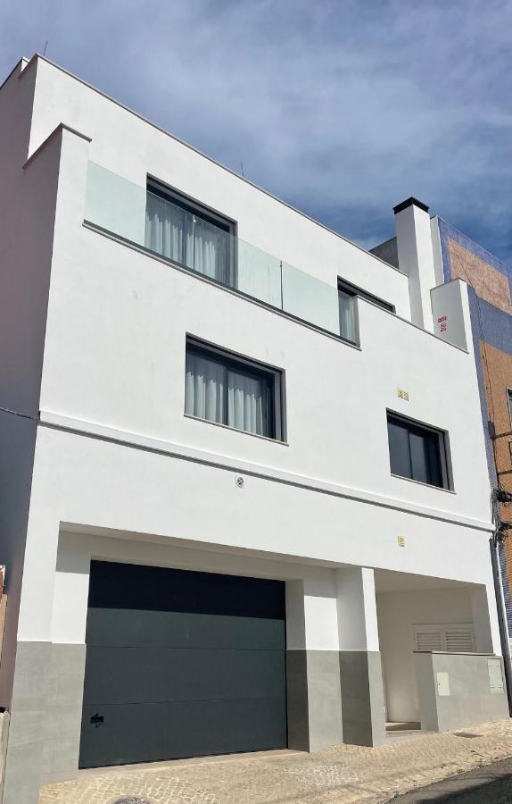 Apartment T1 Com Patio